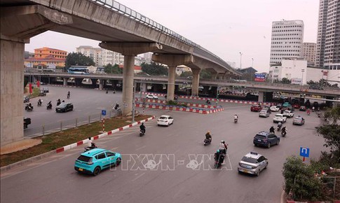 Giao thông Thủ đô Hà Nội thông thoáng trong ngày mùng 5 Tết