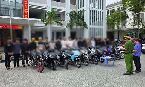 Khởi tố nhóm thanh thiếu niên mang dao tự chế chém người