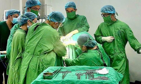 Thầy thuốc trong thời đại thông tin mở: Vững bản lĩnh để gìn giữ niềm tin