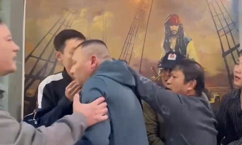 Trưởng ban quản trị tòa nhà bị hành hung tại quán bia, Công an vào cuộc xác minh