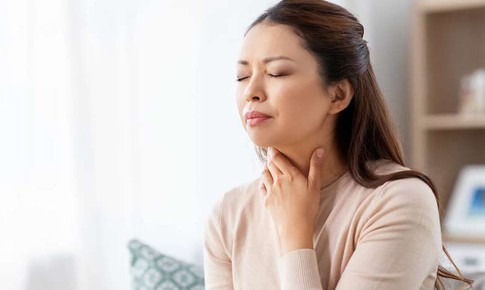 Nuốt nghẹn do bệnh gì? Cẩn trọng nhầm lẫn với nuốt vướng