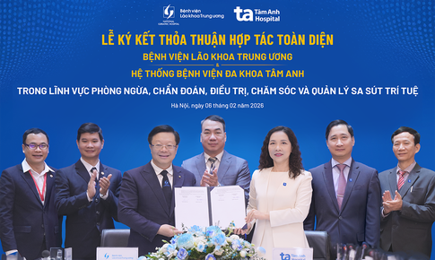 Việt Nam nghiên cứu xét nghiệm chỉ dấu sinh học chẩn đoán rất sớm Alzheimer