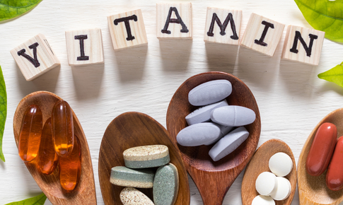 Những lưu ý quan trọng khi bổ sung vitamin cho người có vấn đề về thận
