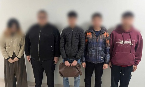 Triệt phá đường dây phát tán 25 triệu tin nhắn chiếm đoạt tài khoản mạng xã hội