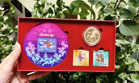 Phát hành tem 'Tết Bính Ngọ' và xu 'Nhật Mã Phi Vân' chào Xuân 2026