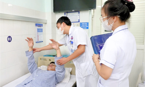 Bệnh nhân điều trị xa nhà tham gia bầu cử như thế nào?