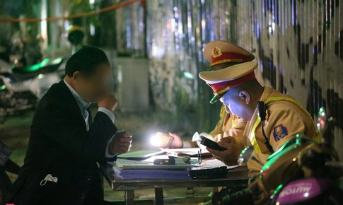 Nộp phạt vi phạm giao thông muộn sẽ bị xử lý thế nào?