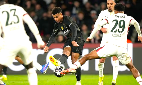 Vòng 1/8 Champions League: Bóng đá Anh chới với