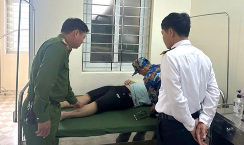 Mâu thuẫn gia đình, nam thanh niên Hải Phòng nhảy cầu Bính được công an cứu sống