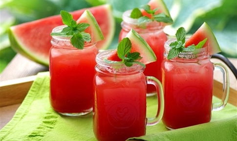 4 lợi ích của nước ép dưa hấu với sức khỏe, uống thế nào là tốt nhất?