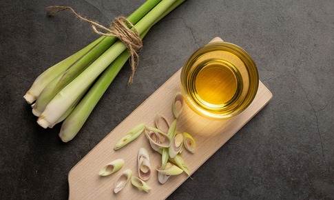 Cách làm 5 loại trà thảo dược giảm đầy hơi sau khi ăn