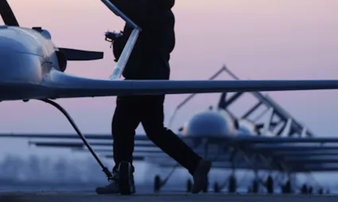 UAV Ukraine đánh sâu vào 'pháo đài công nghiệp' Ural của Nga