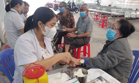 TPHCM hướng tới mỗi người dân được khám sức khỏe ít nhất 1 lần mỗi năm