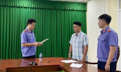 Tai nạn giao thông khiến nữ sinh 14 tuổi ở Vĩnh Long tử vong: Bắt nguyên Phó thủ trưởng cơ quan điều tra