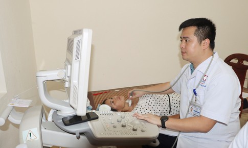 Tiếp cận y tế chuyên sâu ngay tại cơ sở: Hơn 400 người dân được sàng lọc ung thư