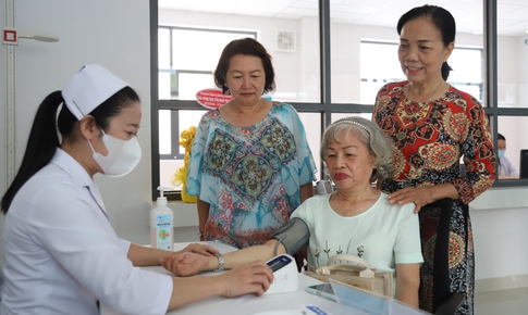 50% người trưởng thành có nguy cơ mắc 'bệnh thời đại'