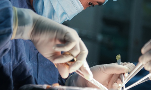 Chạy đua 'thời gian vàng' 6–8 giờ: Ghép thận tự thân cứu bệnh nhân đa chấn thương nguy kịch