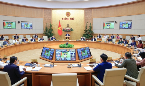 Thủ tướng: Tập trung nhiệm vụ trọng tâm tháng 3, quyết hoàn thành mục tiêu tăng trưởng 10%