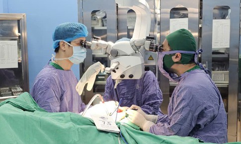 Vi phẫu tái lập tuần hoàn bàn tay gần đứt rời do tai nạn lao động