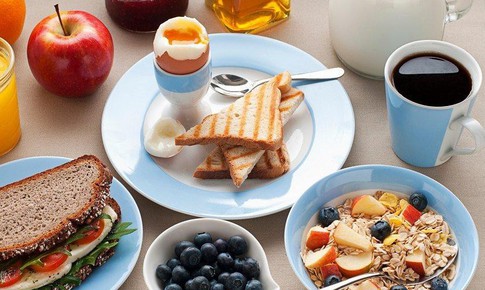 6 loại thực phẩm ăn sáng giúp hạ huyết áp tự nhiên