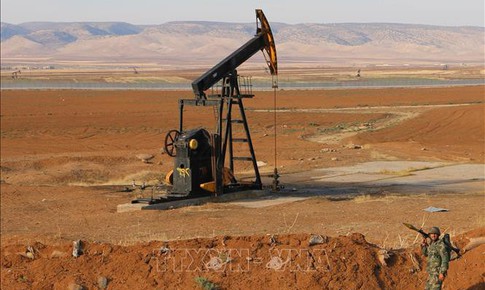 Giá dầu Brent vượt ngưỡng 90 USD/thùng