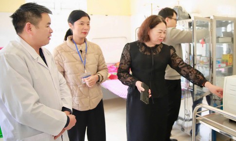 Lào Cai kiểm tra công tác y tế phục vụ bầu cử Quốc hội khóa XVI và HĐND các cấp