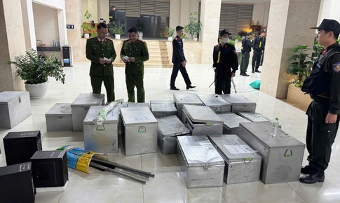 Bắt 'trùm hút cát' tại Quảng Ninh, thu giữ vũ khí quân dụng và chất ma túy.