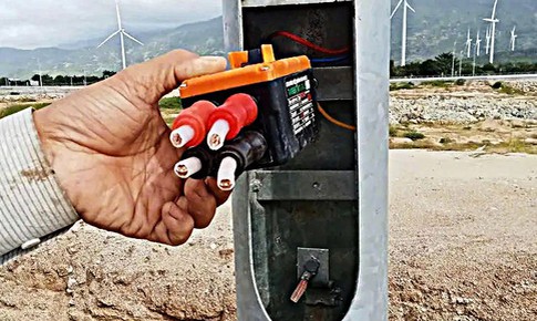 Cáp điện, cáp dữ liệu cao tốc bị phá hoại: Bộ Xây dựng chỉ đạo các địa phương thế nào?