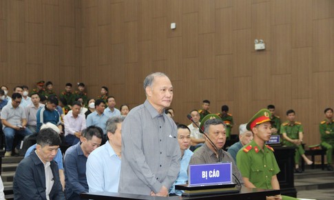 Cựu Thứ trưởng Hoàng Văn Thắng bị đề nghị mức án 4-5 năm tù