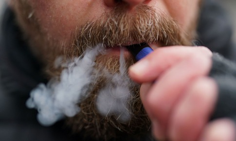 Hút thuốc lá điện tử có thể gây ung thư