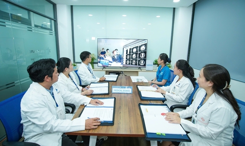 Từ nỗi sợ ‘bỏ sót’ đến hành trình gõ cửa y học Nhật Bản