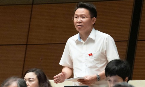 Đề xuất bỏ quy định bắt buộc công chứng với giao dịch bất động sản 