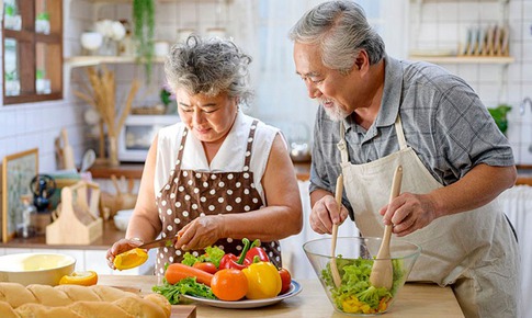 Thực đơn hỗ trợ tăng tuổi thọ cho người già