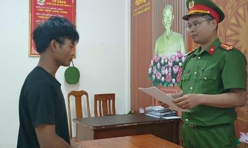 2 thanh niên giả danh công an, dùng súng nhựa cướp tài sản của người dân