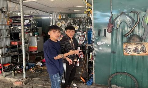 Dán đè mã QR tại các cửa hàng, 2 thanh niên chiếm đoạt tiền bị khởi tố