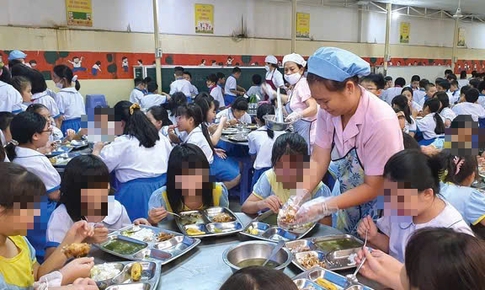 Hà Nội yêu cầu công khai thông tin suất ăn của học sinh