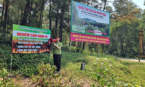 Kiểm lâm khuyến cáo không đốt vàng mã trong cao điểm nắng nóng để phòng cháy rừng