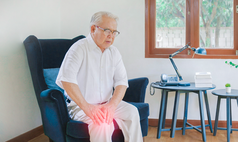 Vai trò của thực phẩm dinh dưỡng y học trong hỗ trợ phục hồi xương khớp cho người trung niên, cao tuổi