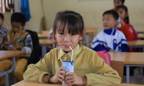 Uống sữa vào lúc nào tốt nhất và lời khuyên từ bác sĩ dinh dưỡng