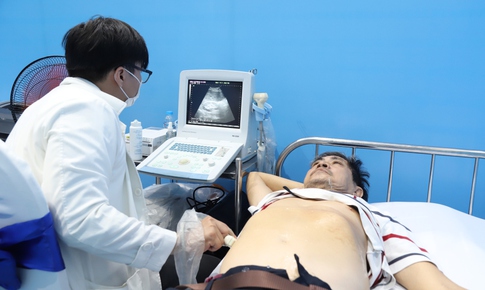 Một ngày, gần 30.000 người dân TPHCM được tầm soát sức khỏe