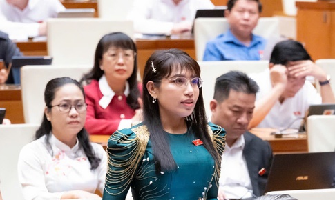 ĐBQH đề xuất đóng bảo hiểm xã hội cho người bán vé số dạo