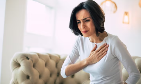 5 thói quen hàng ngày âm thầm gây hại tim mạch