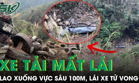 Sơn La: Xe tải mất lái lao xuống vực sâu khoảng 100m, lái xe tử vong tại chỗ