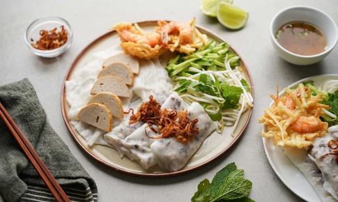 Ăn bánh cuốn buổi sáng, nhẹ bụng hay dễ tăng cân?