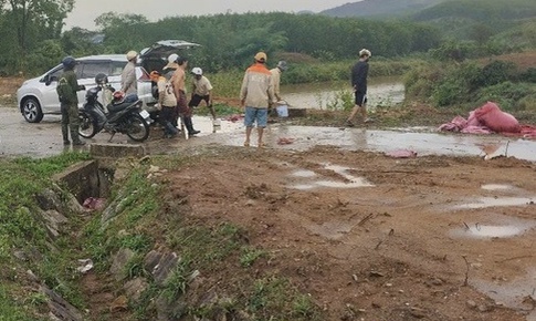 Quảng Ninh: Người đàn ông bị sét đánh tử vong khi đang làm ngoài đầm