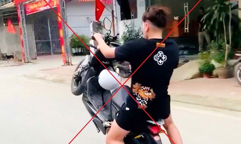 Trình diễn 'bốc đầu' xe máy điện giữa phố, nam thanh niên bị tạm giữ phương tiện