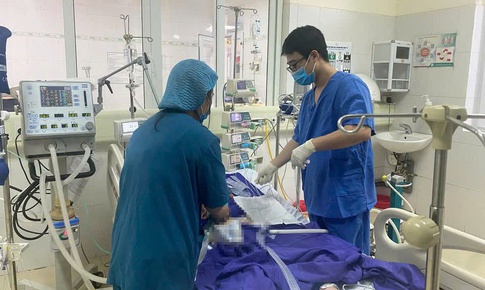 Cấp cứu xuyên tuyến, cứu sống bé trai 10 tuổi ngừng tim do đuối nước