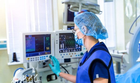 Bộ Y tế yêu cầu bảo đảm cung ứng thiết bị y tế phục vụ khám chữa bệnh