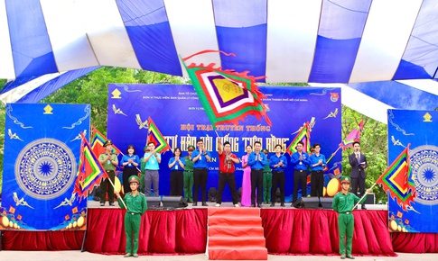 Khai mạc Hội trại truyền thống 'Tự hào nòi giống Tiên Rồng'