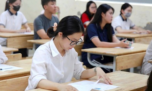 Vì sao số lượng thí sinh đăng ký miễn thi ngoại ngữ năm 2026 sụt giảm?